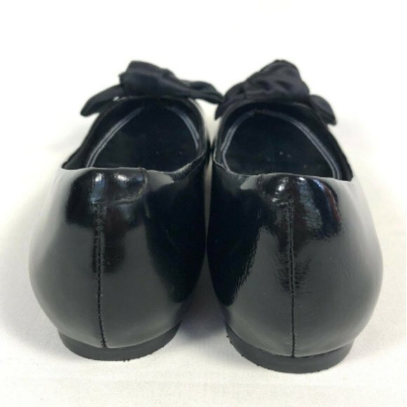 White House Black Market Ballet Flats Womens 5.5 Black Cap‎ Toe Bow Slip On - Picture 5 of 7